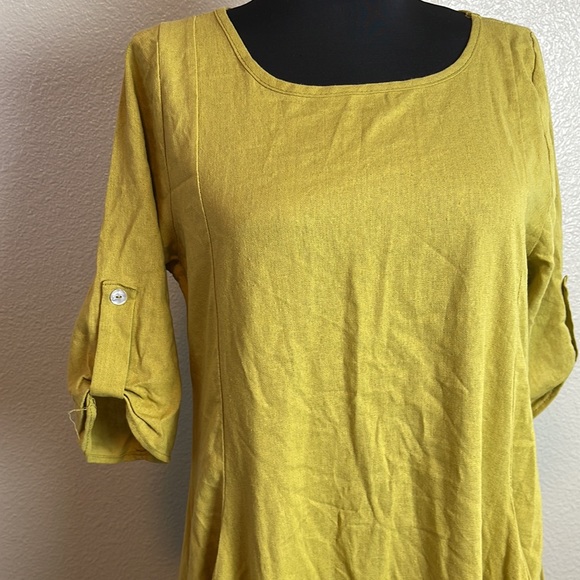 Flamingo Urban Boho dress, Wm’s Sz medium, mustard color - Picture 2 of 9